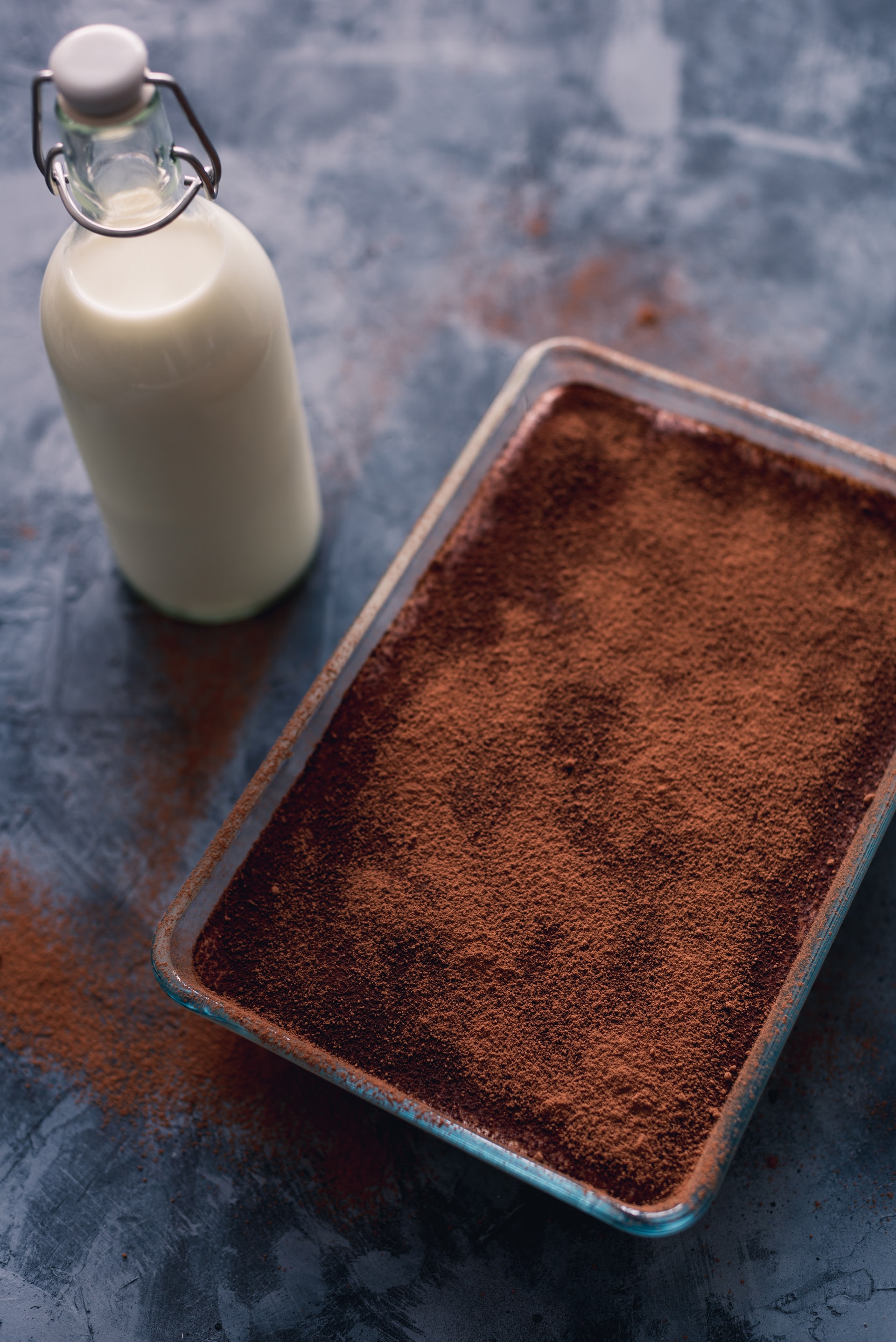 Gâteau au chocolat et lait battu